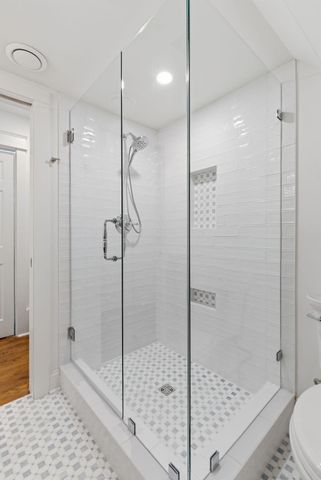 3350 E Fox Grape Street, Springfield, MO 65804