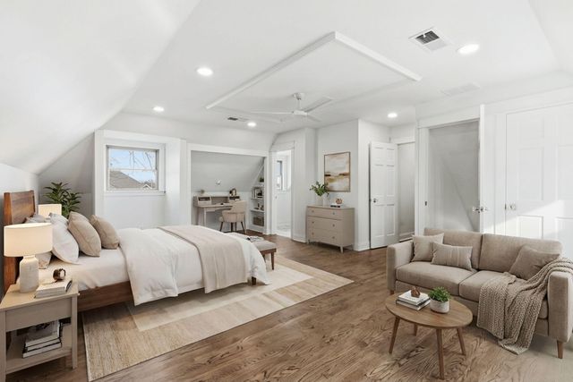 3350 E Fox Grape Street, Springfield, MO 65804