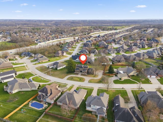 3350 E Fox Grape Street, Springfield, MO 65804