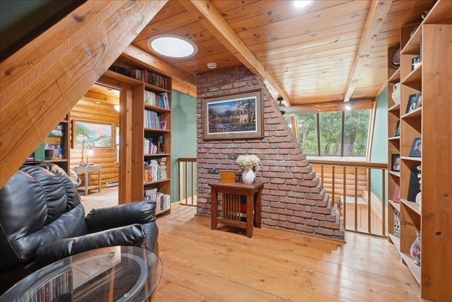 136 County Road E, Houlton, WI 54082