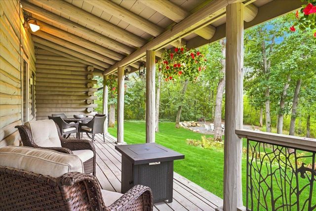 136 County Road E, Houlton, WI 54082