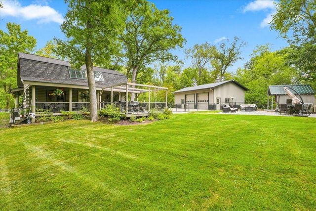 136 County Road E, Houlton, WI 54082