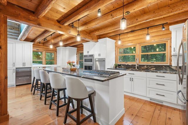 136 County Road E, Houlton, WI 54082