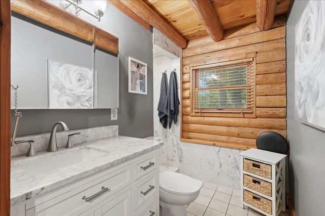 136 County Road E, Houlton, WI 54082