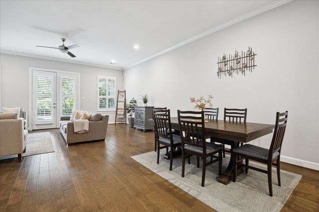 2430 Sheridan Street, Houston, TX 77030