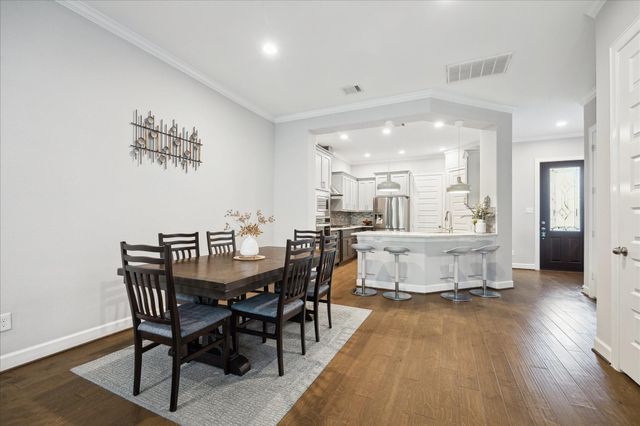 2430 Sheridan Street, Houston, TX 77030