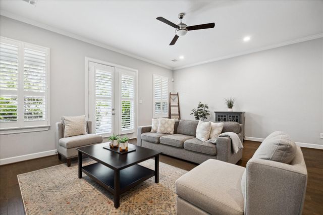 2430 Sheridan Street, Houston, TX 77030