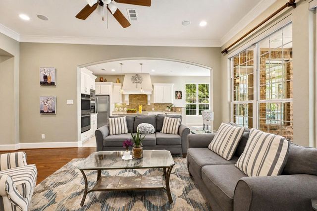 864 Willow Winds Street, Allen, TX 75013