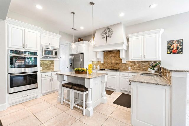 864 Willow Winds Street, Allen, TX 75013