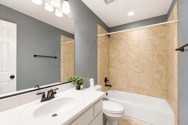 864 Willow Winds Street, Allen, TX 75013