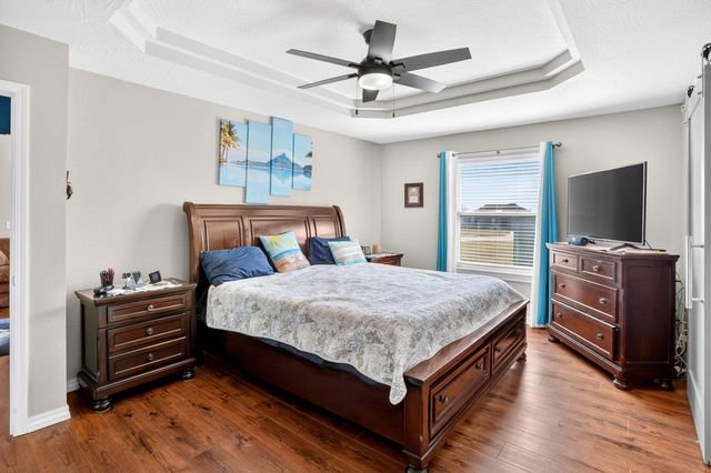 700 W Osage Street, Clever, MO 65631