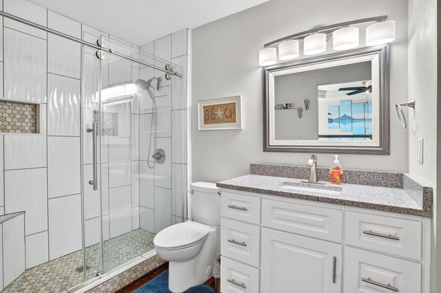 700 W Osage Street, Clever, MO 65631