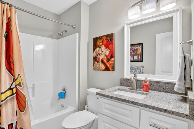 700 W Osage Street, Clever, MO 65631