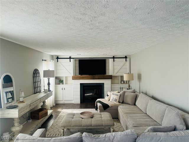 5205 Fairington Avenue, Copley, OH 44321