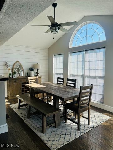 5205 Fairington Avenue, Copley, OH 44321