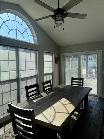 5205 Fairington Avenue, Copley, OH 44321