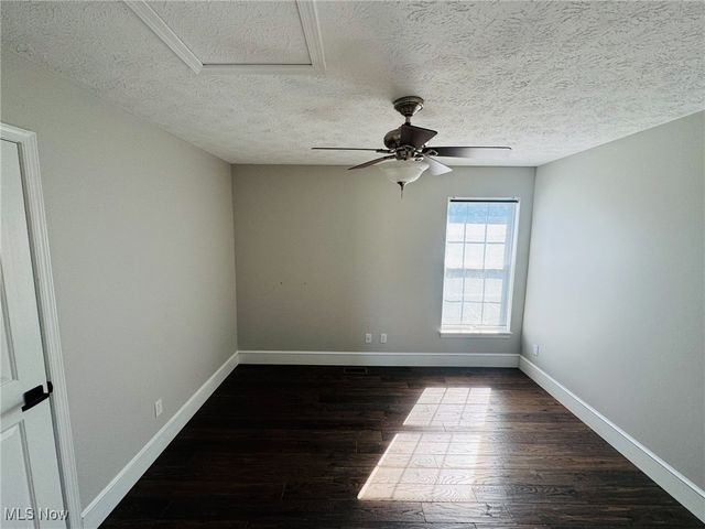 5205 Fairington Avenue, Copley, OH 44321