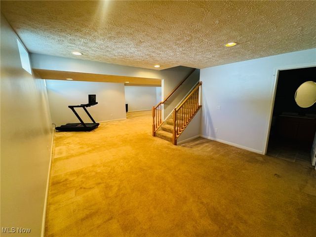 5205 Fairington Avenue, Copley, OH 44321