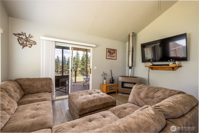 270 Ridge Loop Road, Cle Elum, WA 98922