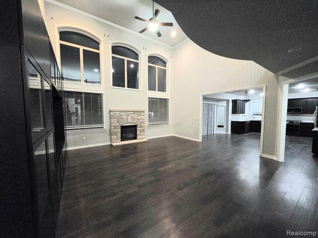 15342 Amberfield Drive, Macomb, MI 48042