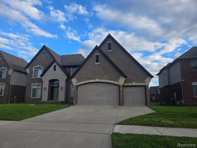 15342 Amberfield Drive, Macomb, MI 48042