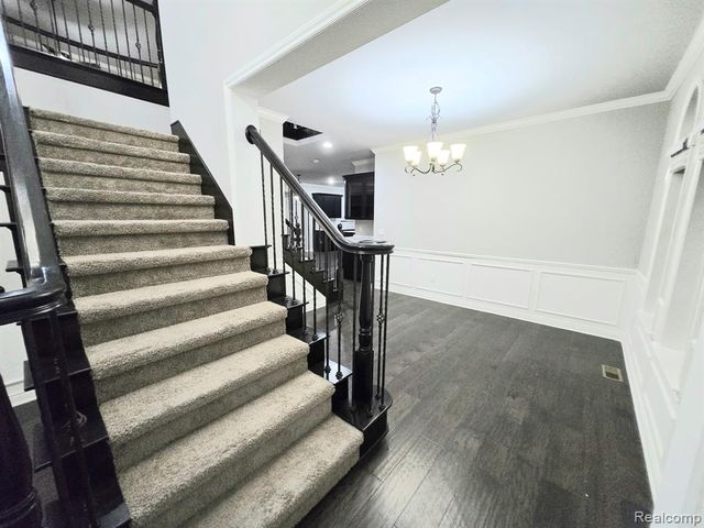 15342 Amberfield Drive, Macomb, MI 48042