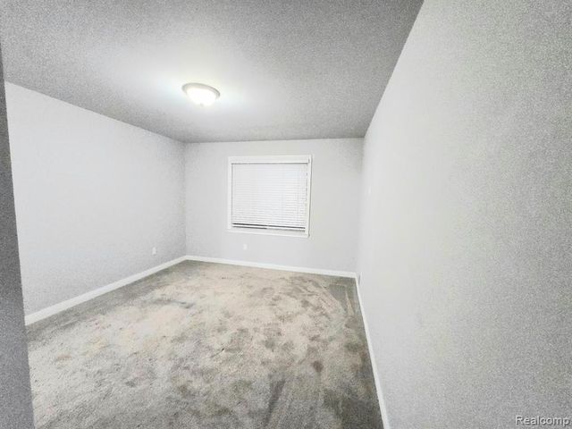 15342 Amberfield Drive, Macomb, MI 48042