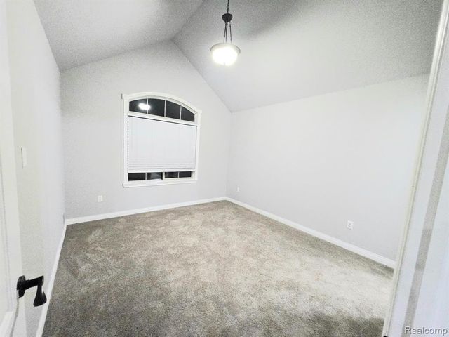 15342 Amberfield Drive, Macomb, MI 48042