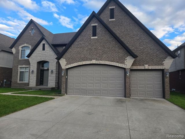 15342 Amberfield Drive, Macomb, MI 48042