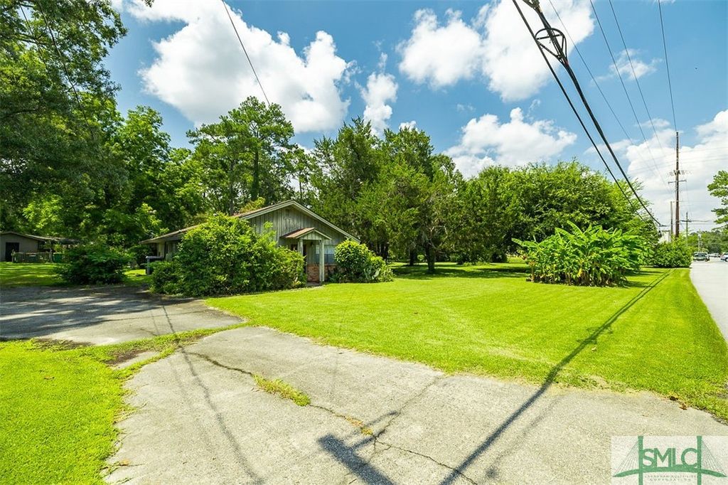 Image 2 of property listing at 205 S Sheftall Street, Pooler, GA 31322