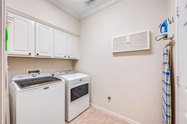 659 Chateau Woods Parkway Drive, Conroe, TX 77385