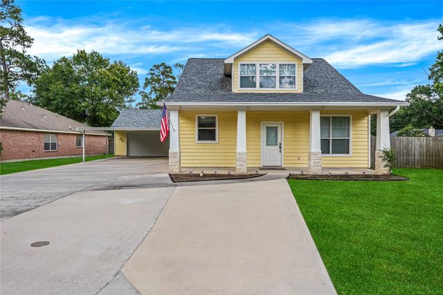 659 Chateau Woods Parkway Drive, Conroe, TX 77385