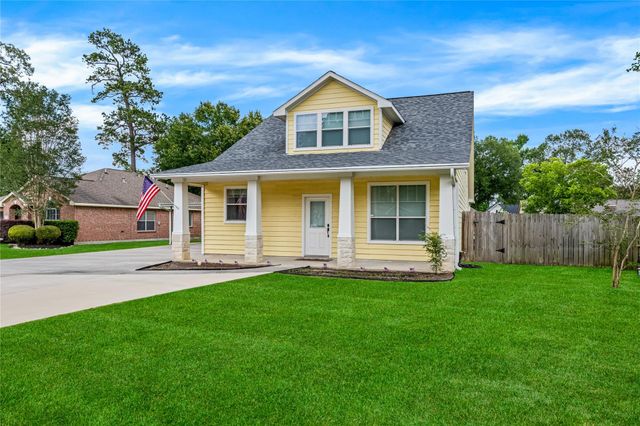 659 Chateau Woods Parkway Drive, Conroe, TX 77385