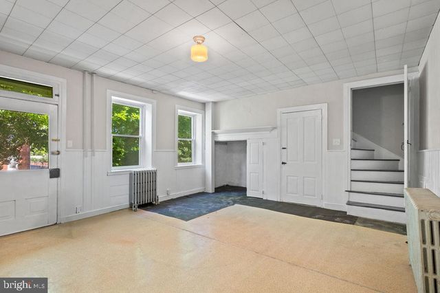 120 S KEMP ST, Lyon Station, PA 19536