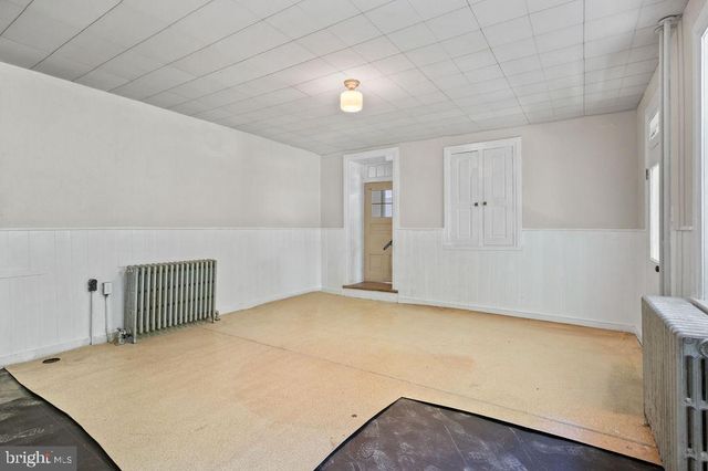 120 S KEMP ST, Lyon Station, PA 19536