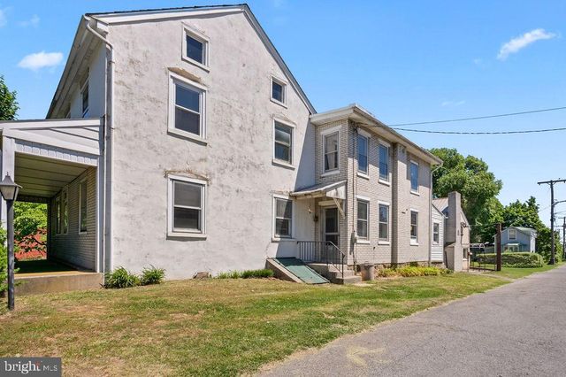 120 S KEMP ST, Lyon Station, PA 19536
