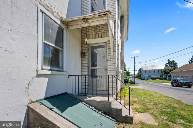 120 S KEMP ST, Lyon Station, PA 19536