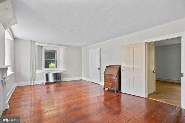 120 S KEMP ST, Lyon Station, PA 19536