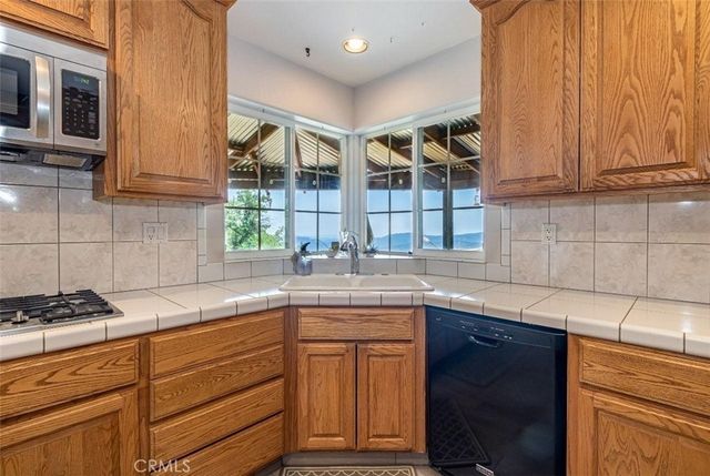 34914 Sneezeweed Lane, North Fork, CA 93643