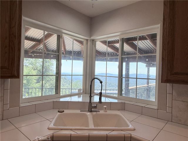 34914 Sneezeweed Lane, North Fork, CA 93643