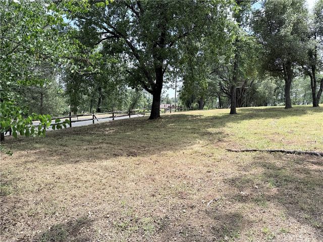 34914 Sneezeweed Lane, North Fork, CA 93643
