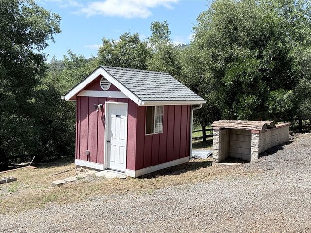 34914 Sneezeweed Lane, North Fork, CA 93643
