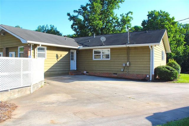 3101 Esther Drive, Gainesville, GA 30504