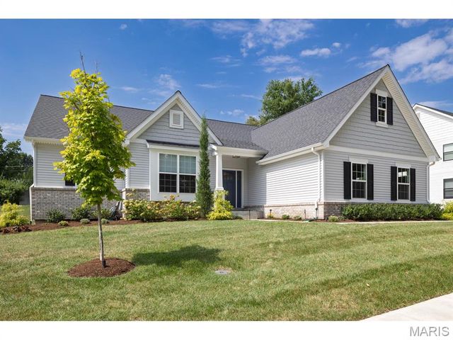 545 Long Acres Lane, Olivette, MO 63132
