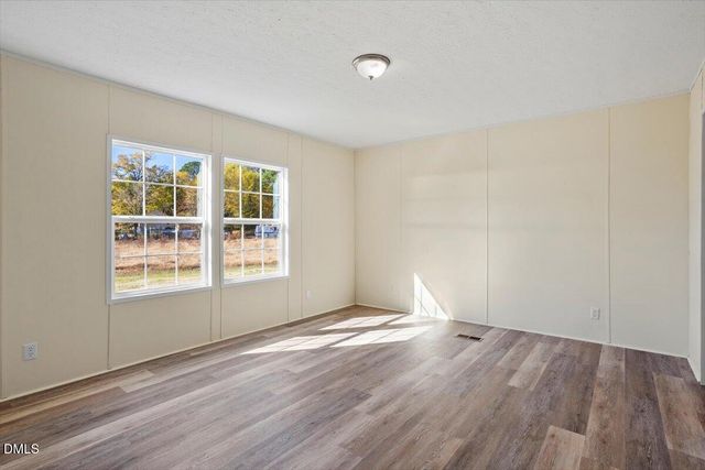 1101 Perry Road, Zebulon, NC 27597