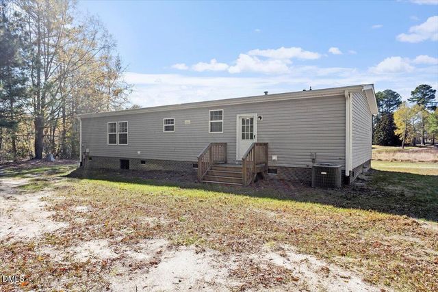 1101 Perry Road, Zebulon, NC 27597