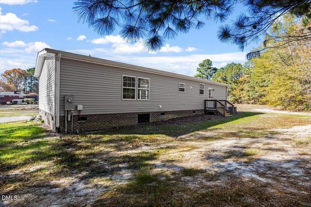 1101 Perry Road, Zebulon, NC 27597