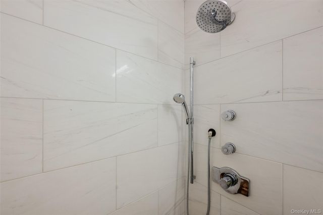 1805 215th Street 2G, Bayside, NY 11360