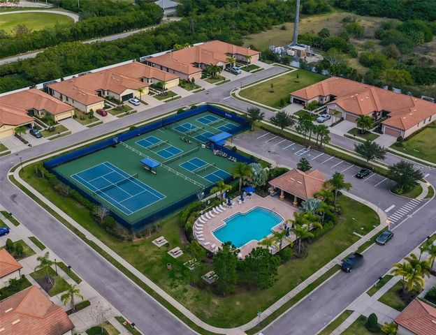 342 BLUEWATER FALLS COURT, Apollo Beach, FL 33572