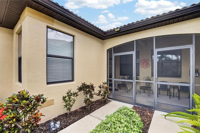 342 BLUEWATER FALLS COURT, Apollo Beach, FL 33572